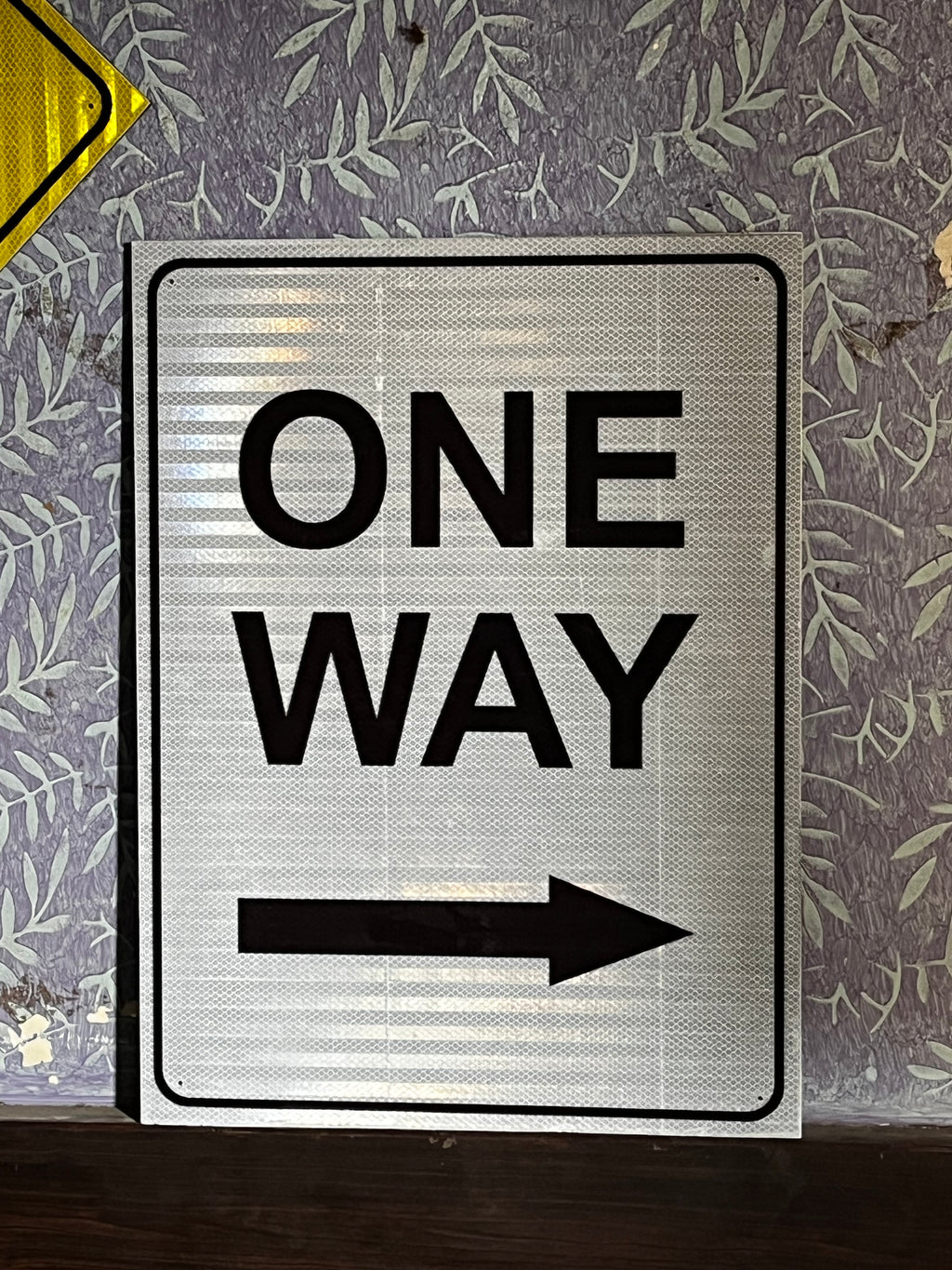 ONE WAY TRAFFIC SIGN
