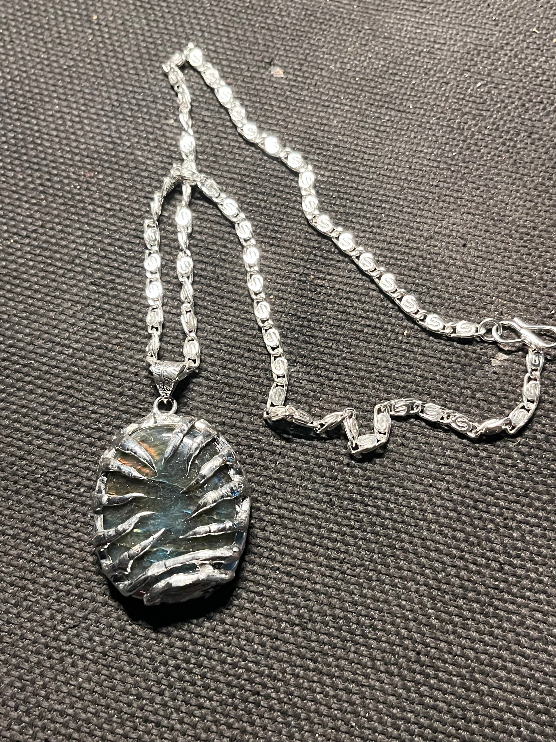 Natural stone wave pendant