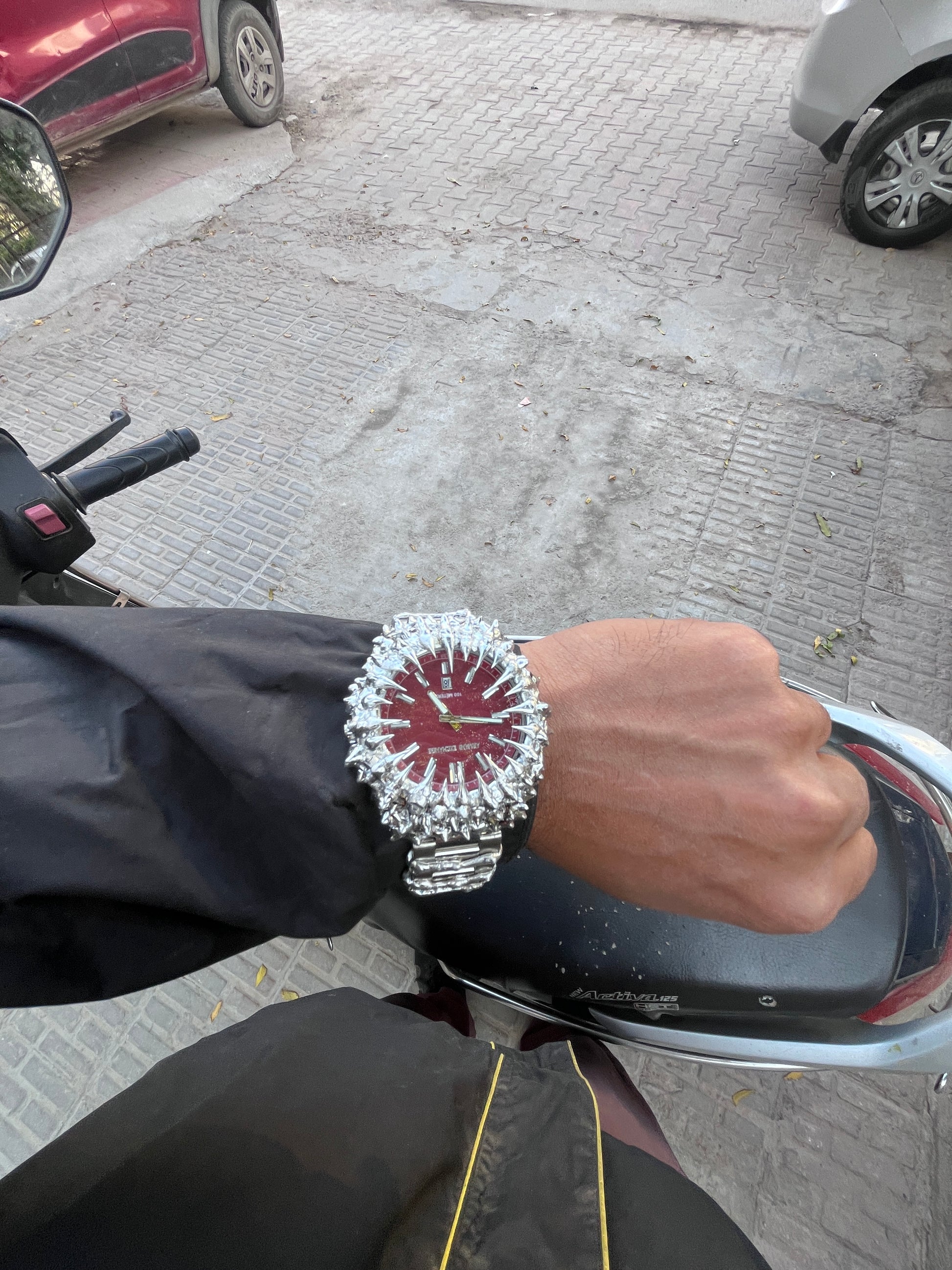 Armani punk mehroon