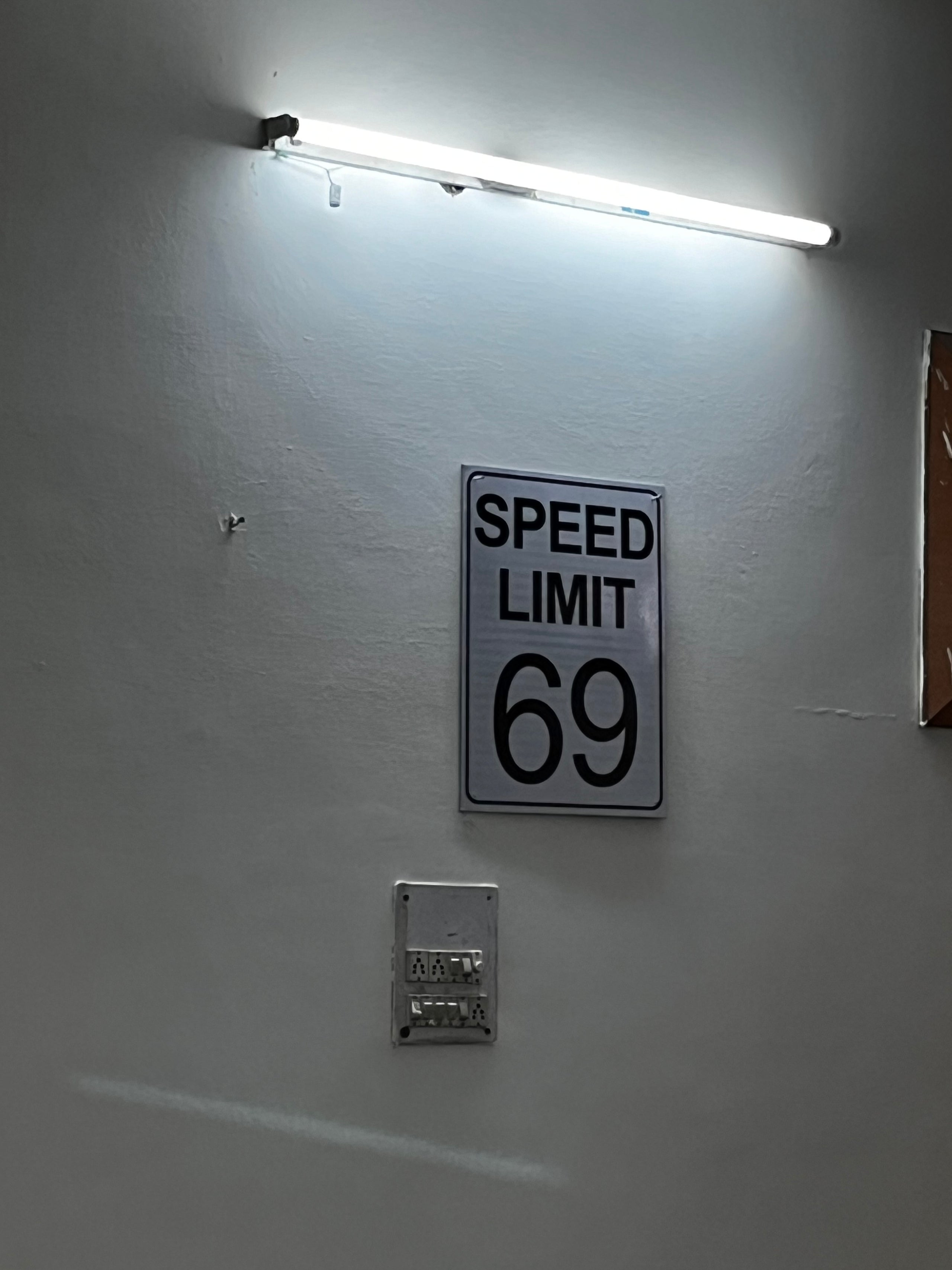 SPEED LIMIT TRAFFIC SIGN