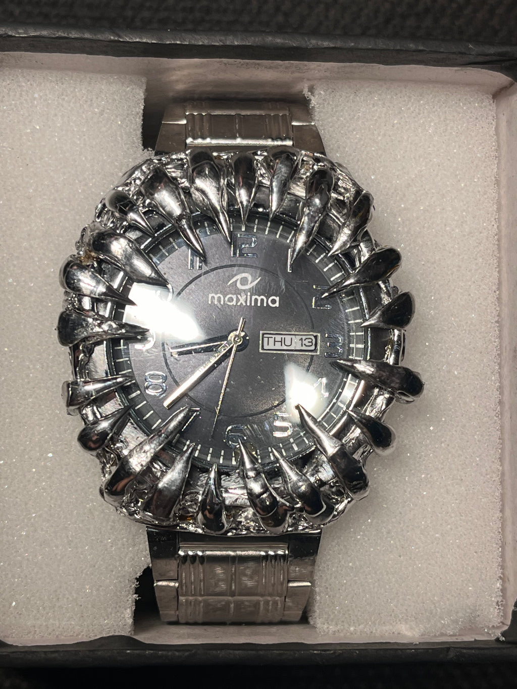 Maxima original in black