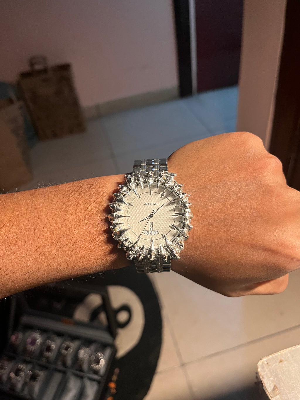 Titan original punk white