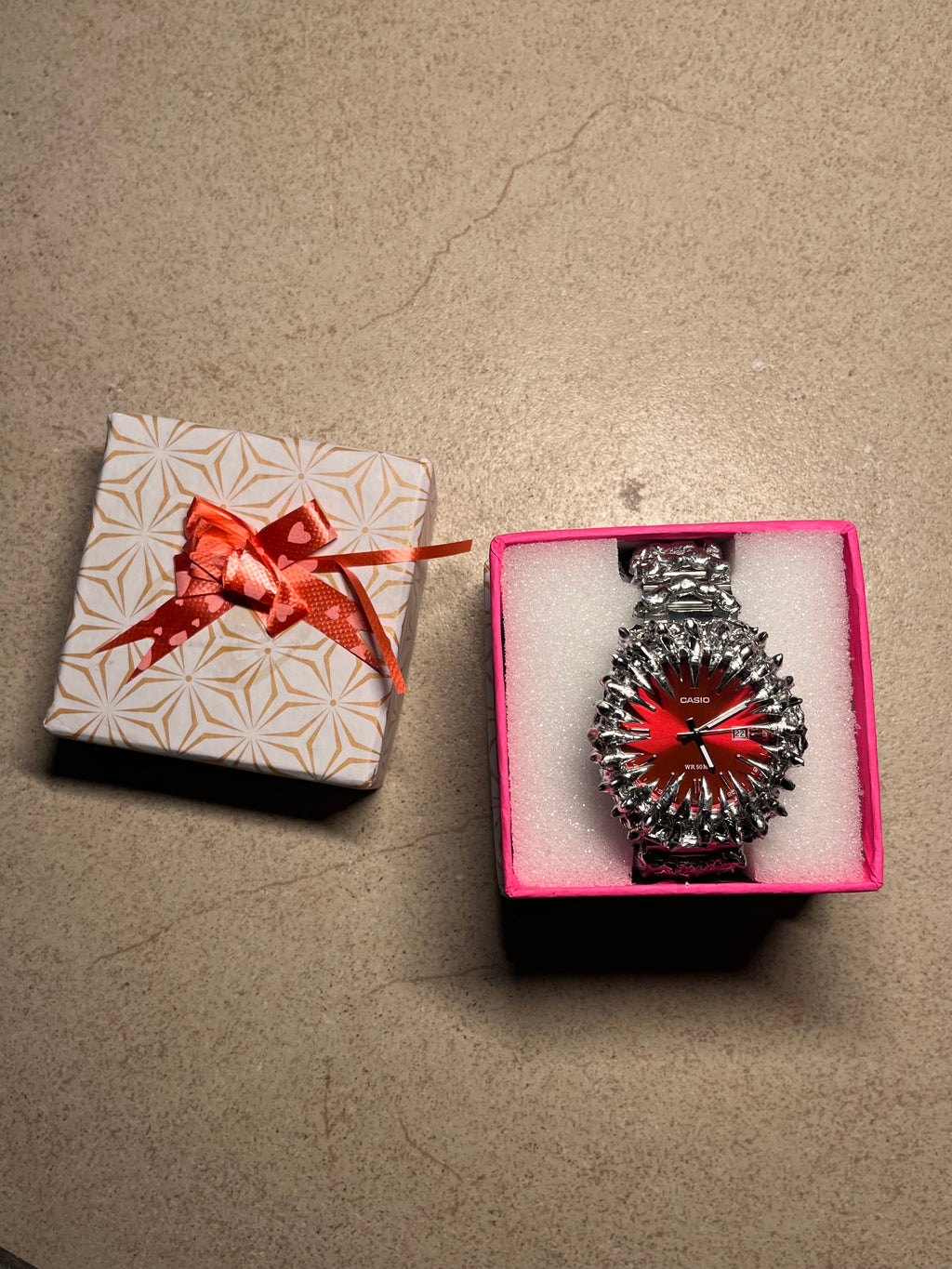 Casio enticer ( red)