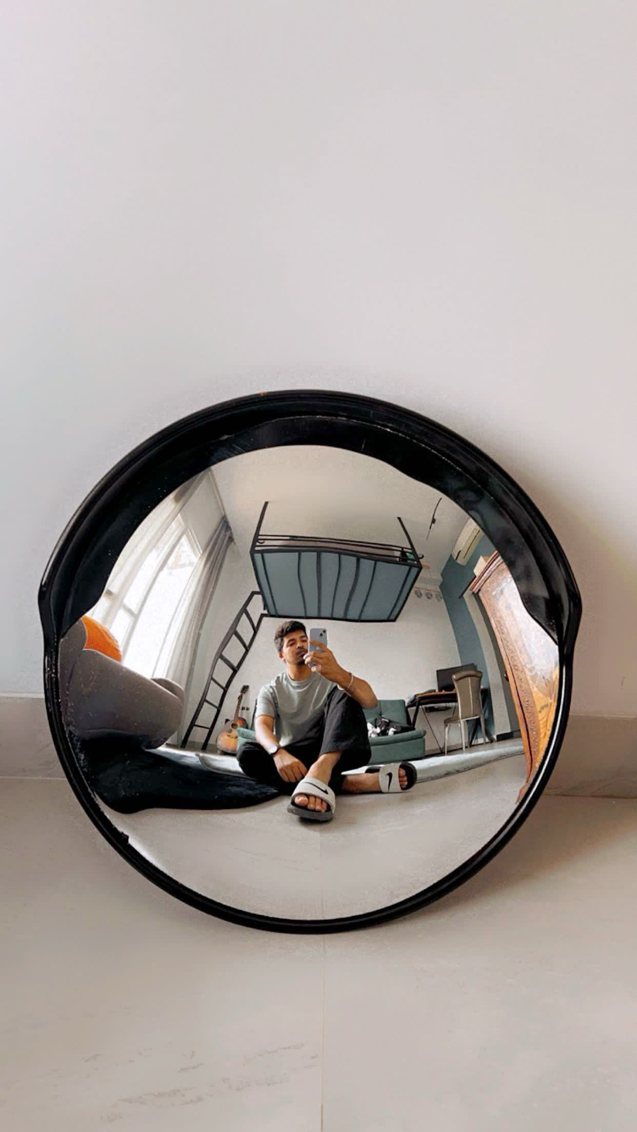 18 Inch Black Traffic Mirror