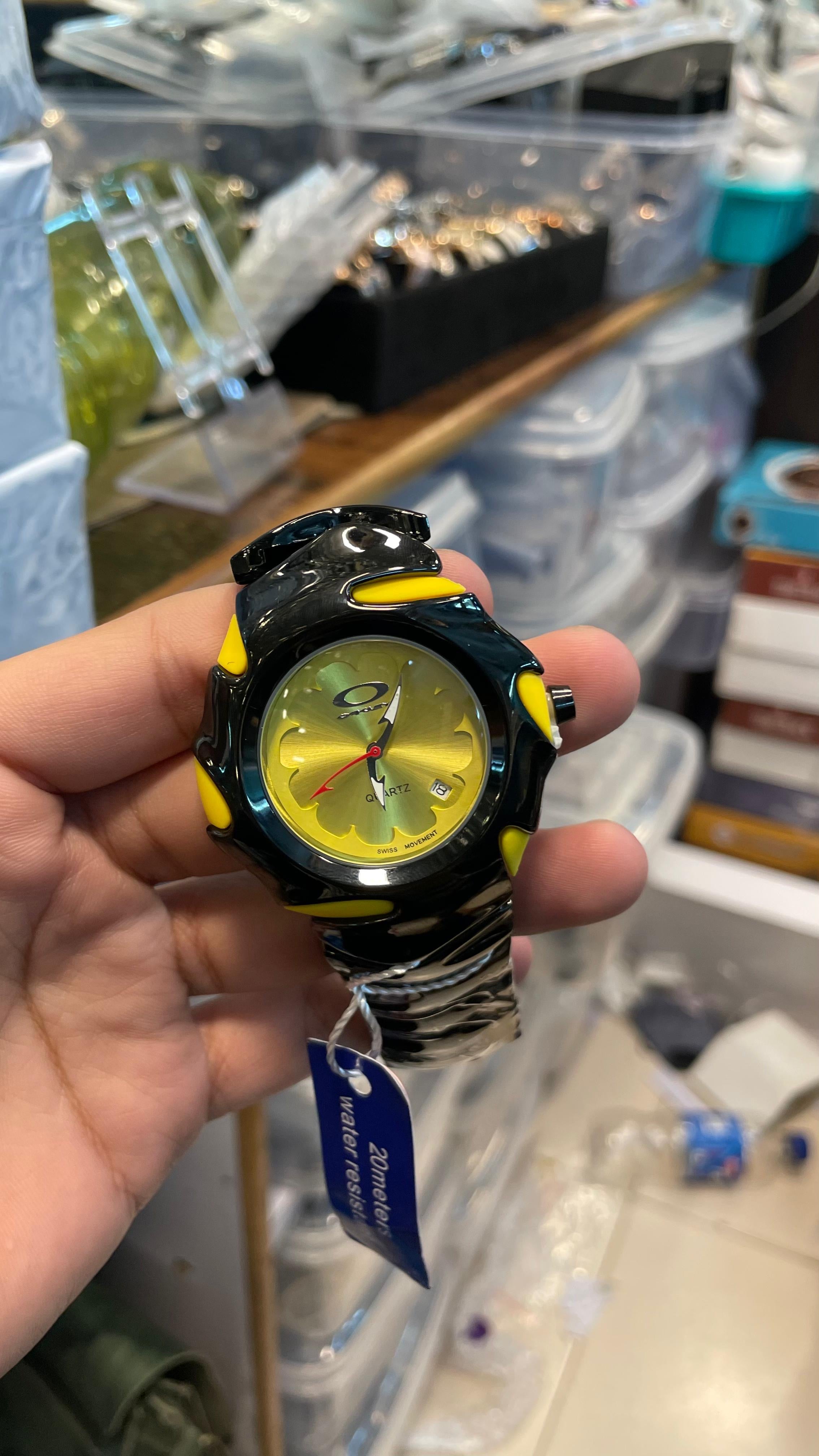 Punk rare yellow in black