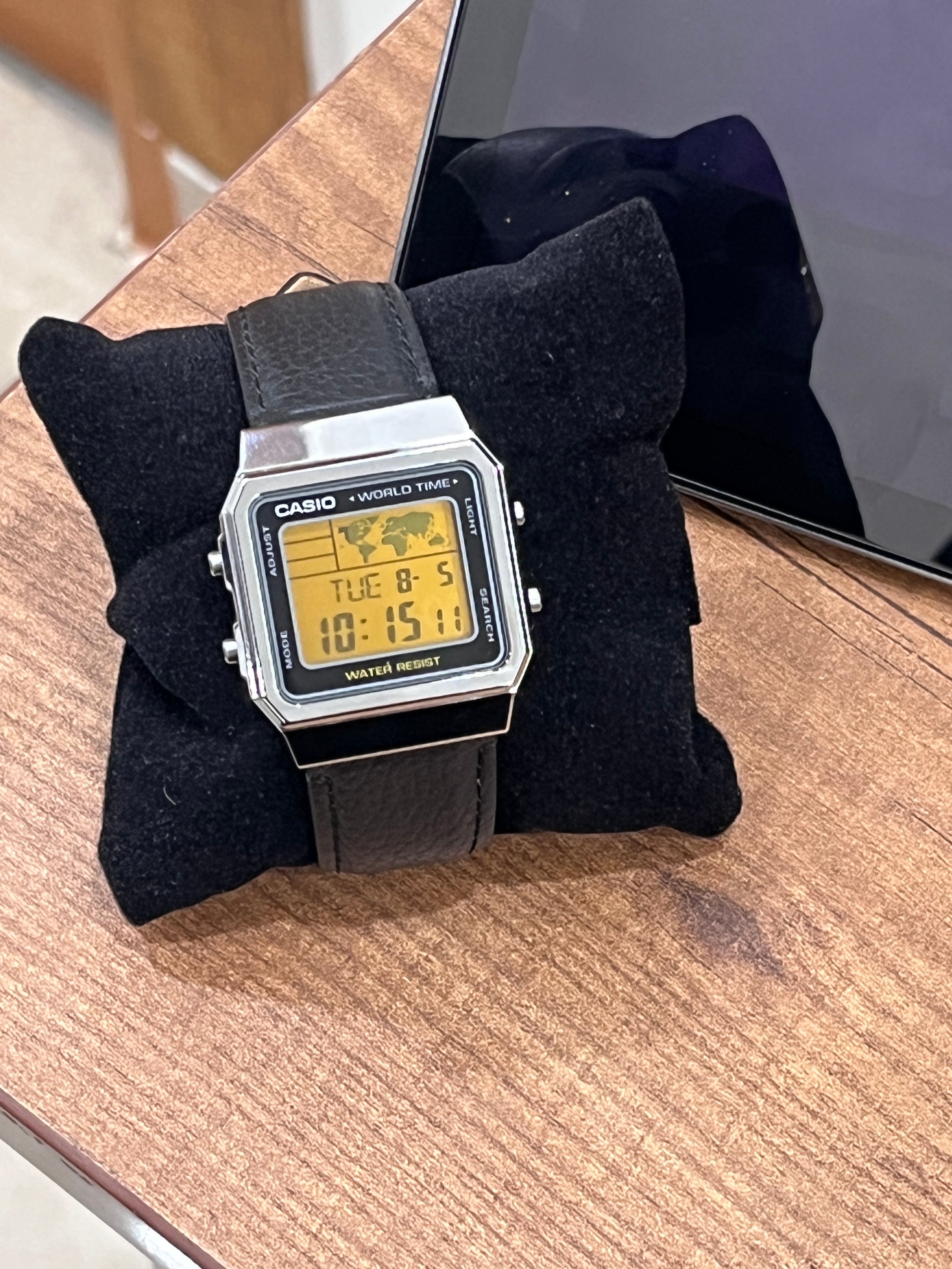 PUNK CASIO AE-1200 YELLOW