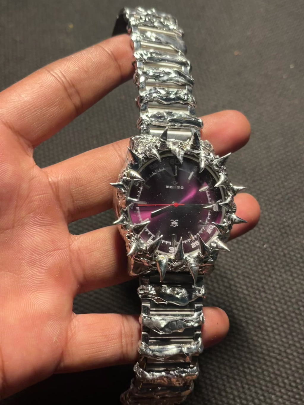 Maxima original (discontinued model)